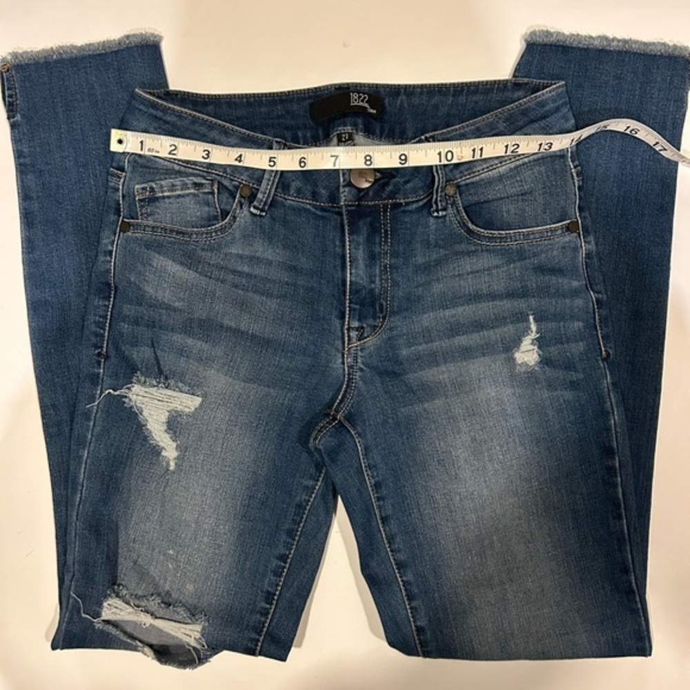 1822 DENIM SLIM FIT RAW HEM WITH RIPS & DISTRESSING SIZE 27